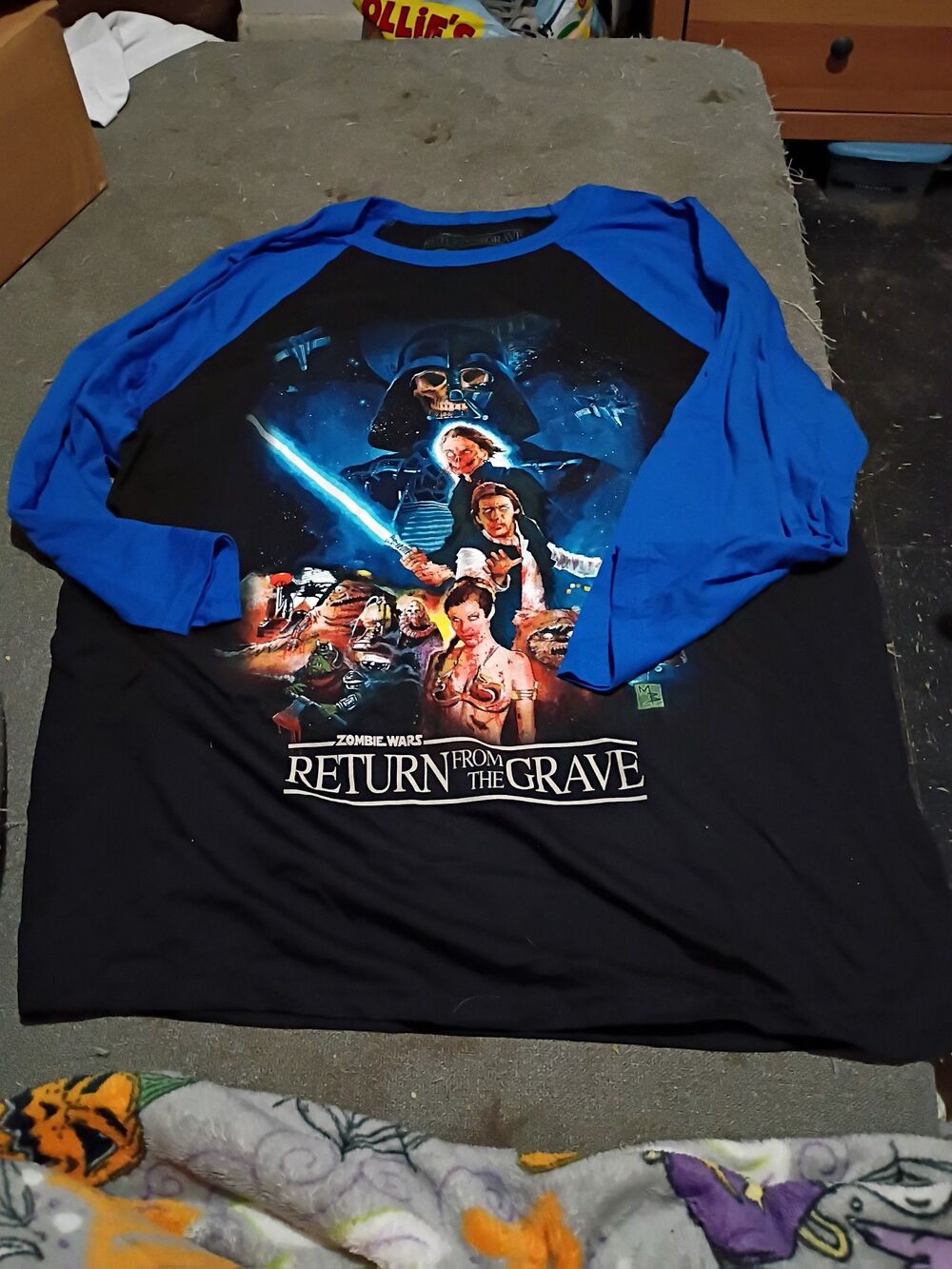 Zombie Wars Return from the grave mens size xl graphic top-534663